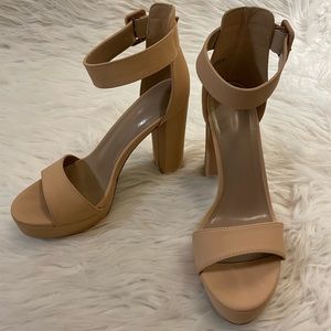 Platform heels size 7.5 color nude